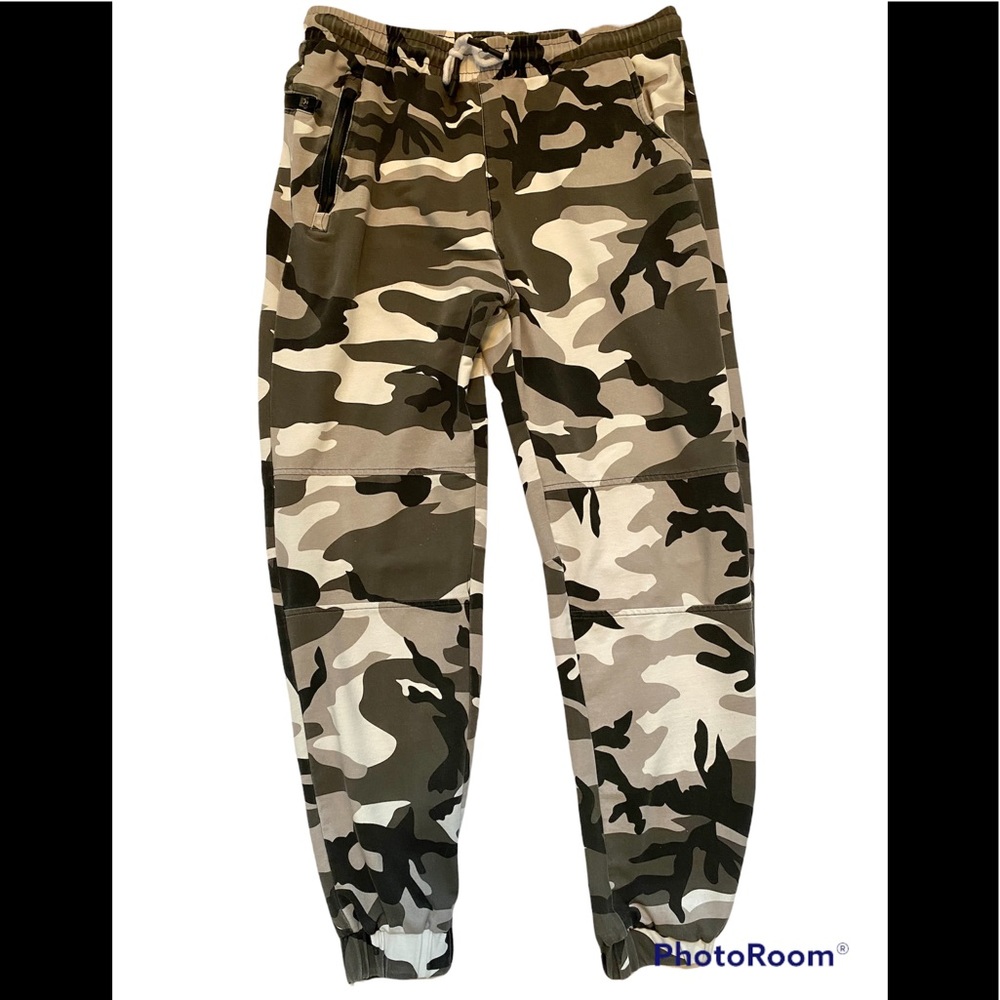 Camo Sweatpants with Drawstring and Fitted Ankle Size S